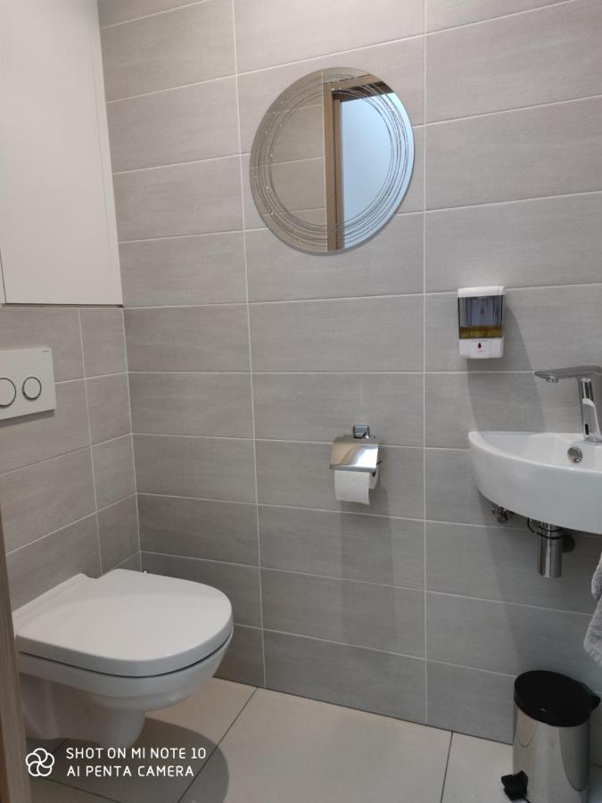 Chambre D'Hotes Du Muguet Avec Sdb Privative Le Mans Exterior foto